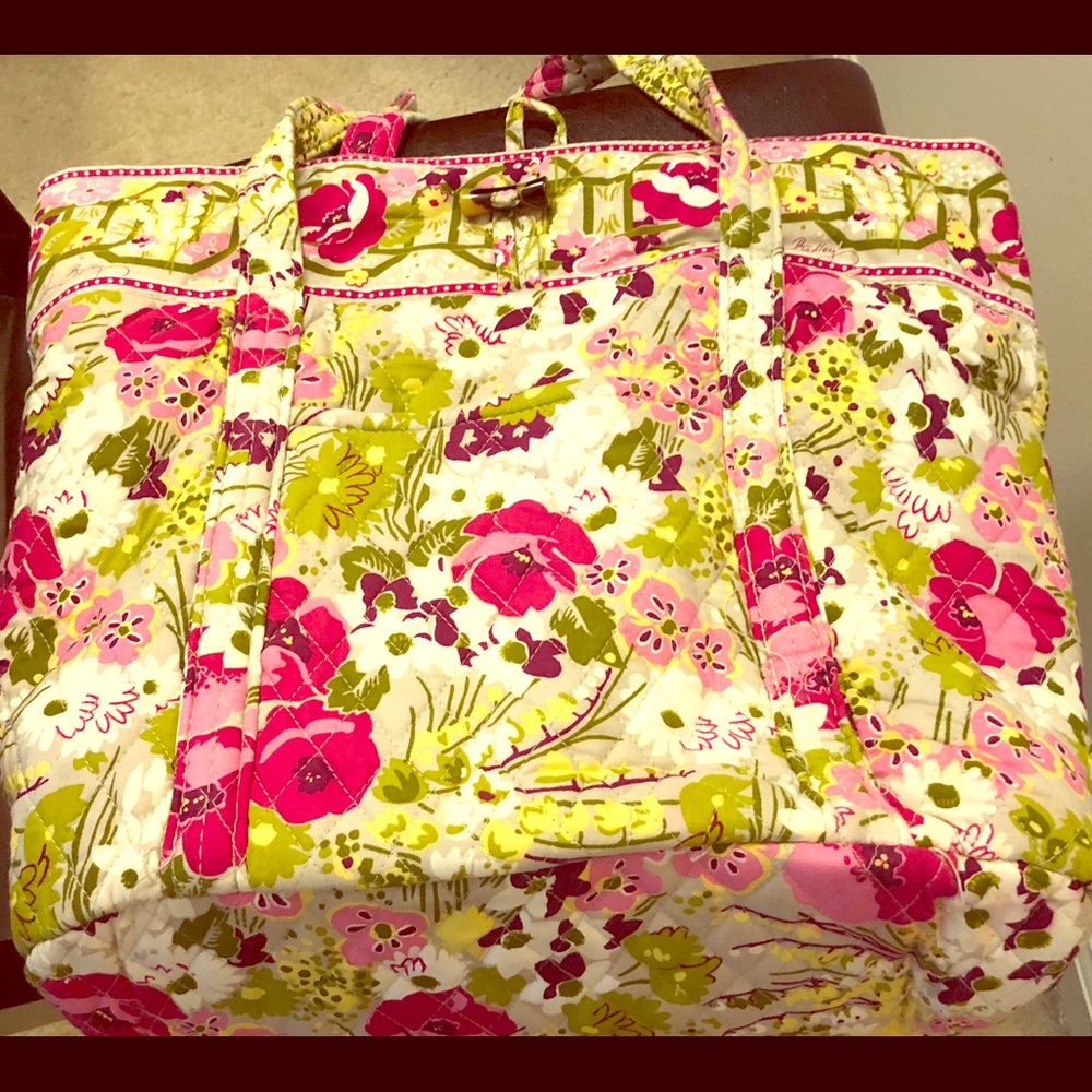 Vera Bradley floral tote bag